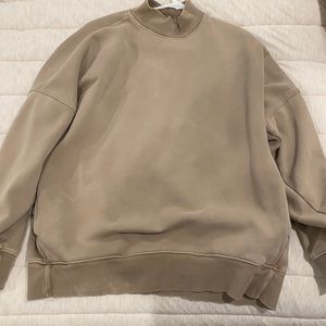 Aritzia mock neck sweatshirt